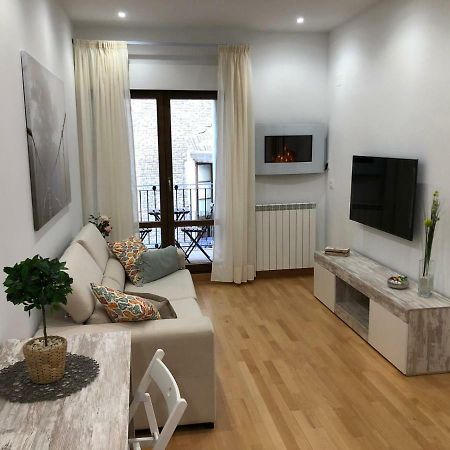 شقة Palacete De Tudela - Parking Incluido المظهر الخارجي الصورة